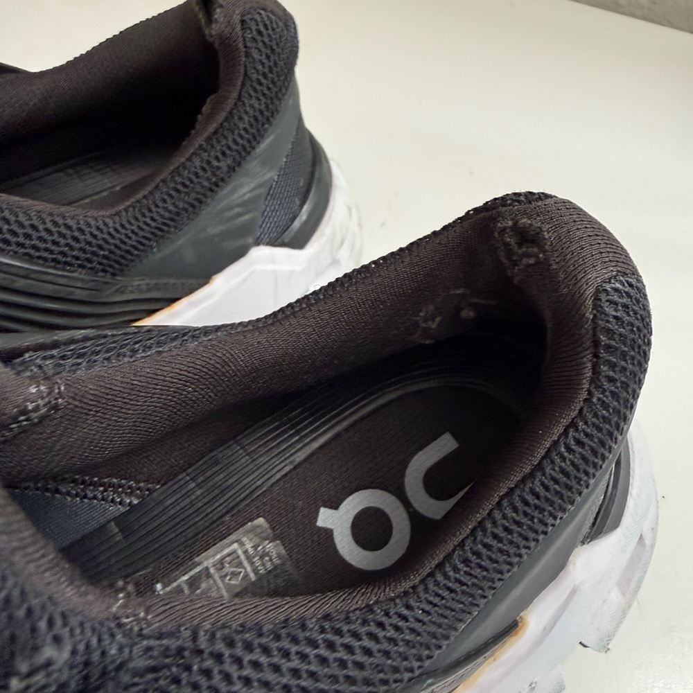On Running Black and White Athletic Shoes - Picture 5 of 10